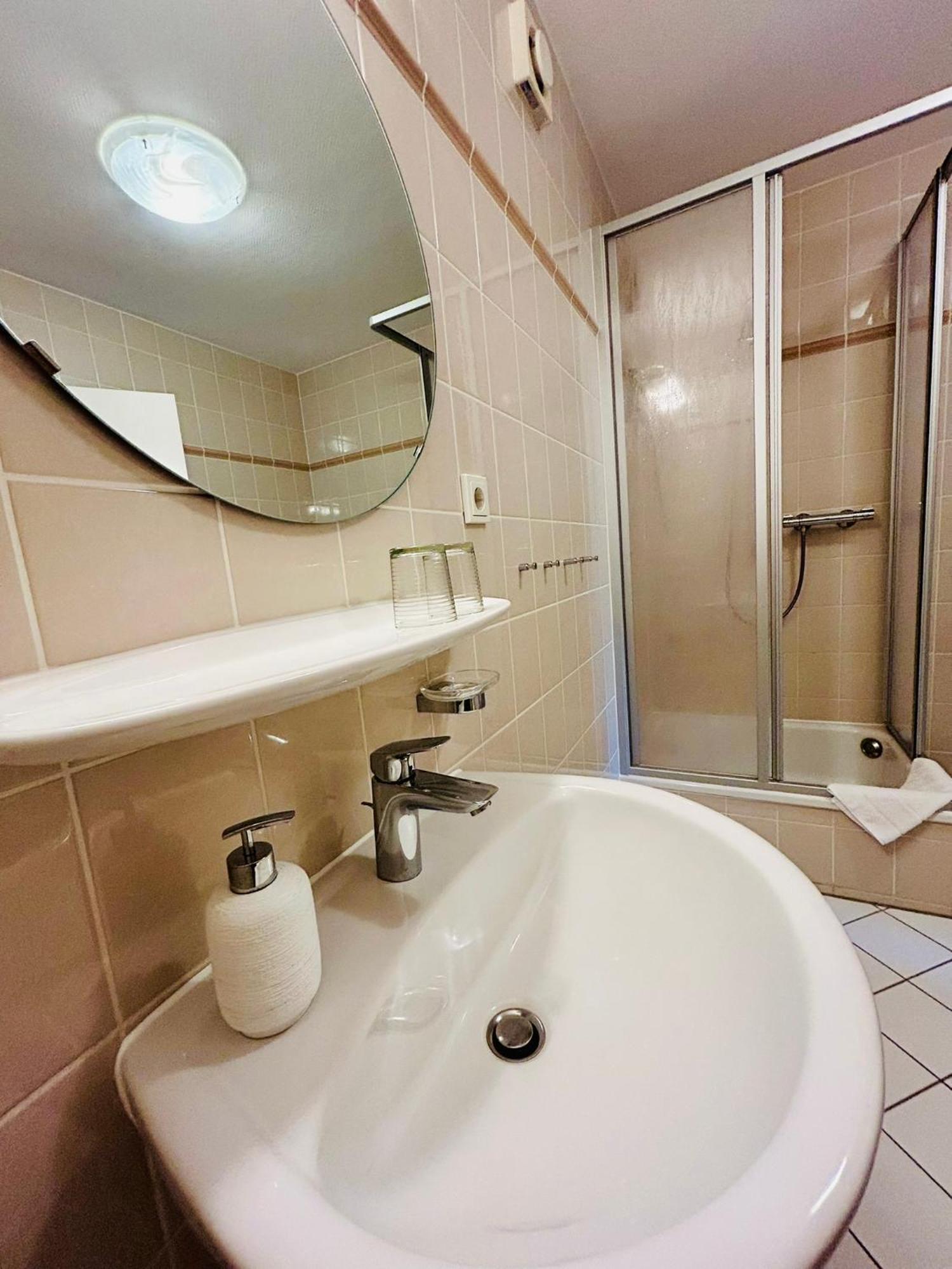 Hotel Reindahls Wilkendorf Habitación foto